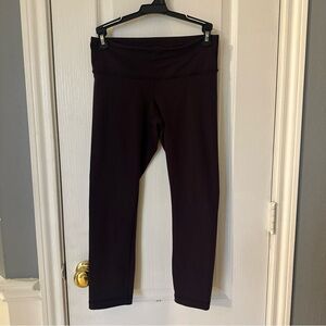 lululemon Athletica Cropped Leggings Dark Purple Size 4